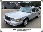 Thumbnail Photo 0 for 1997 Lincoln Town Car Signature